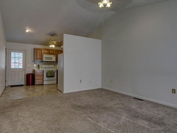 3rd image of 4309 Delray St NW
