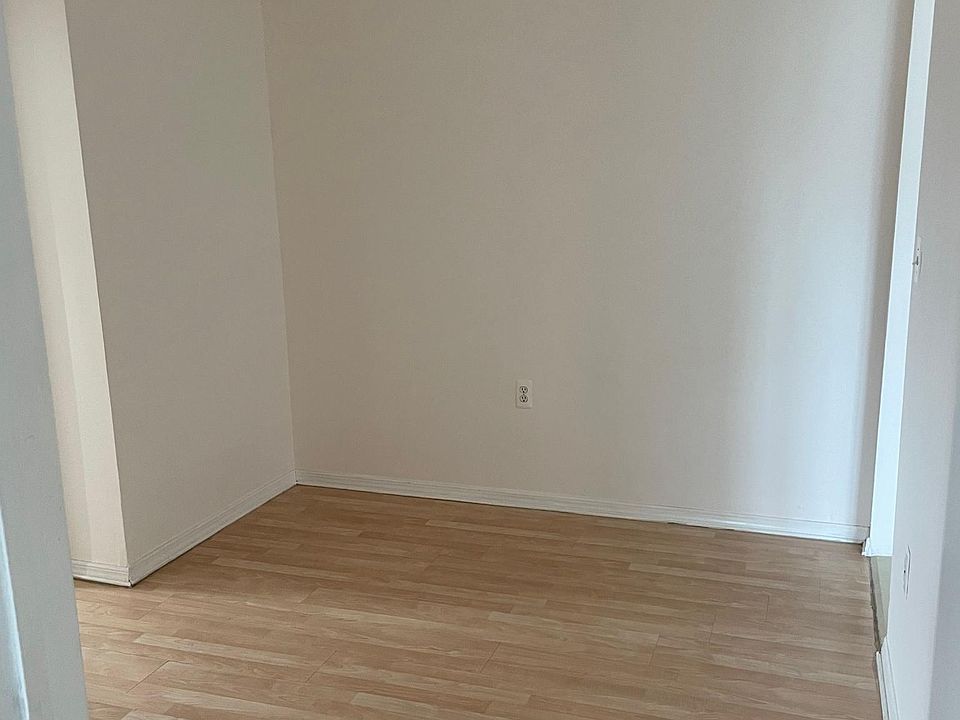 Family Room/Office Area