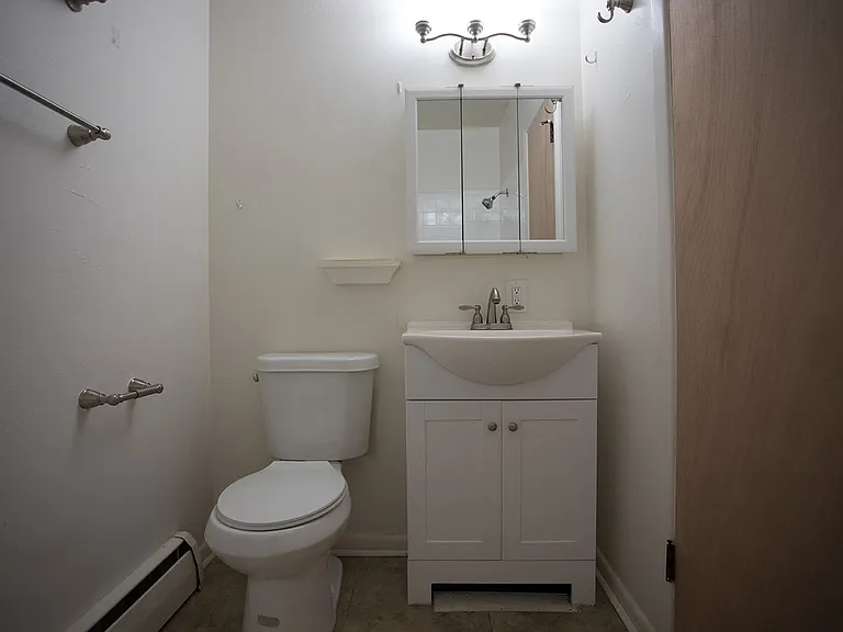3220 Madison Ave — Photo 38