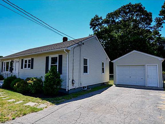 2nd image of 17 Creekwood Dr