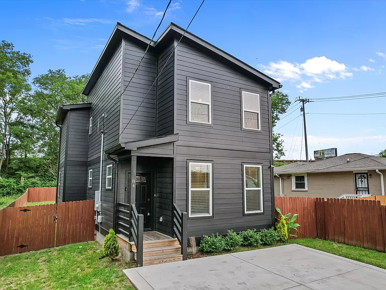84 Green St — Photo 16