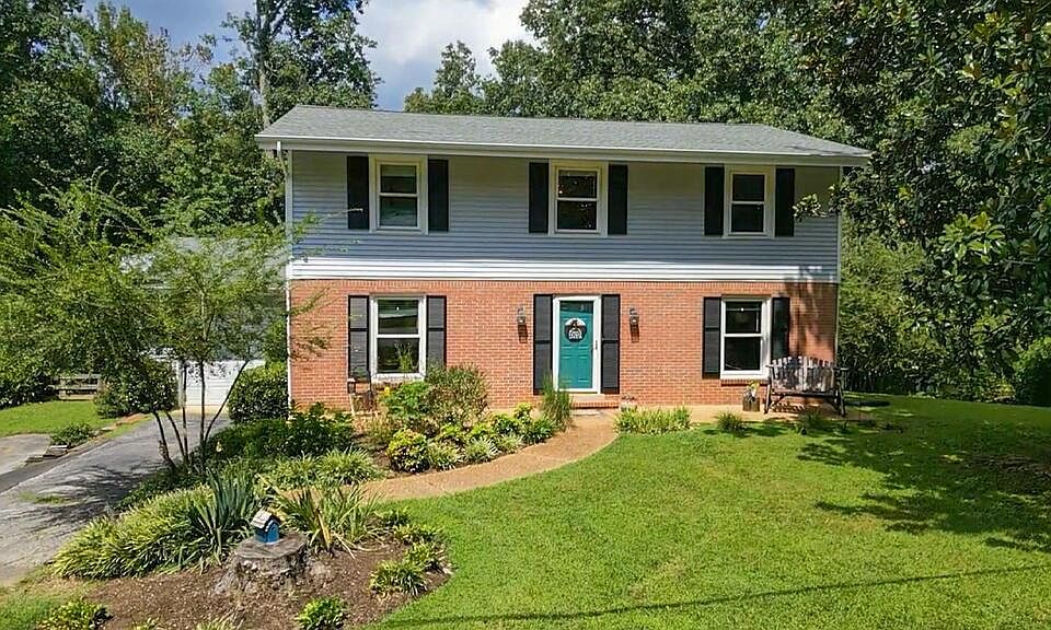 1st image of 1208 Sherwood St