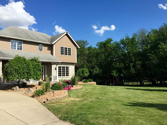 2nd image of 5673 NE 88th St