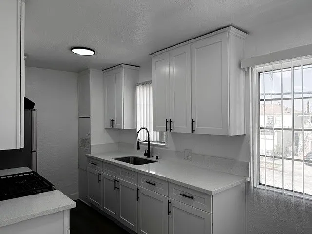 10218 State St. - #C — Photo 4