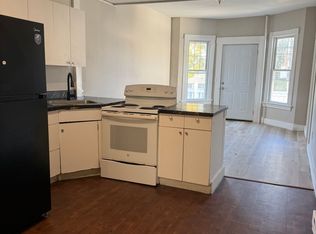 55 Blackhall Street, New London, CT 06320