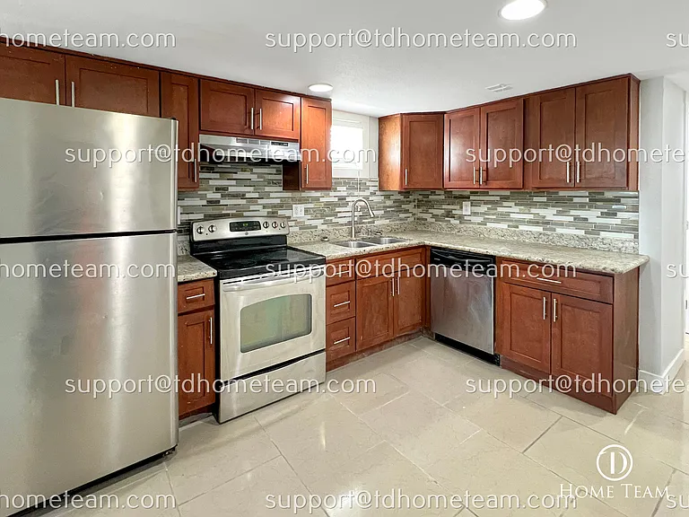 5302 S Pine St — Photo 9