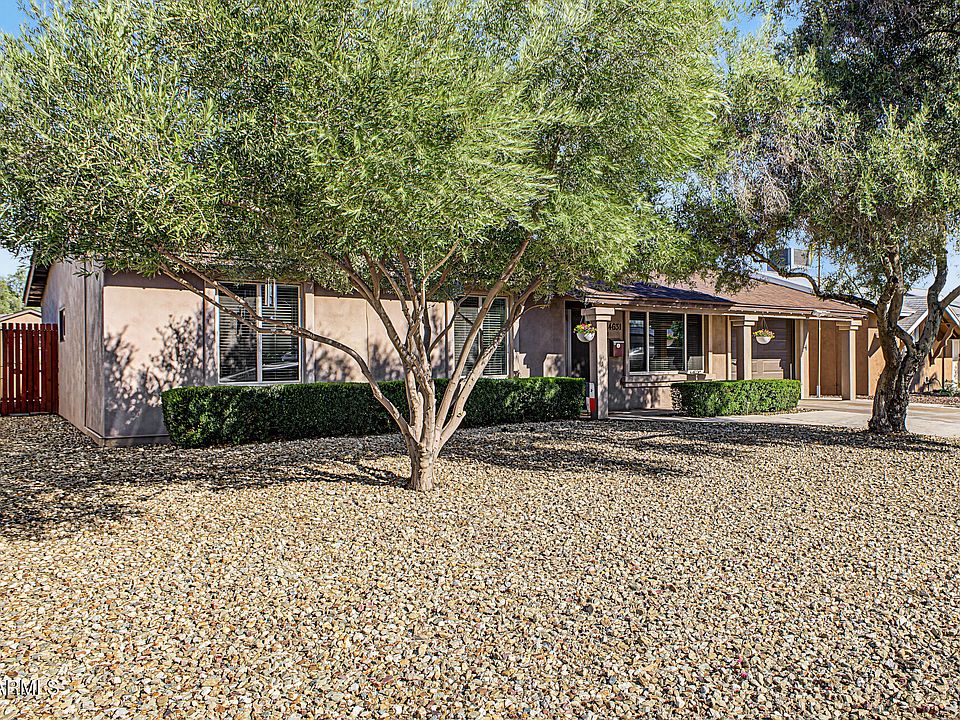 1st image of 14631 N 37TH Place