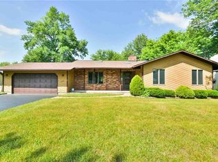 1505 Sandy Point Ln, Sylvan Beach, NY 13157