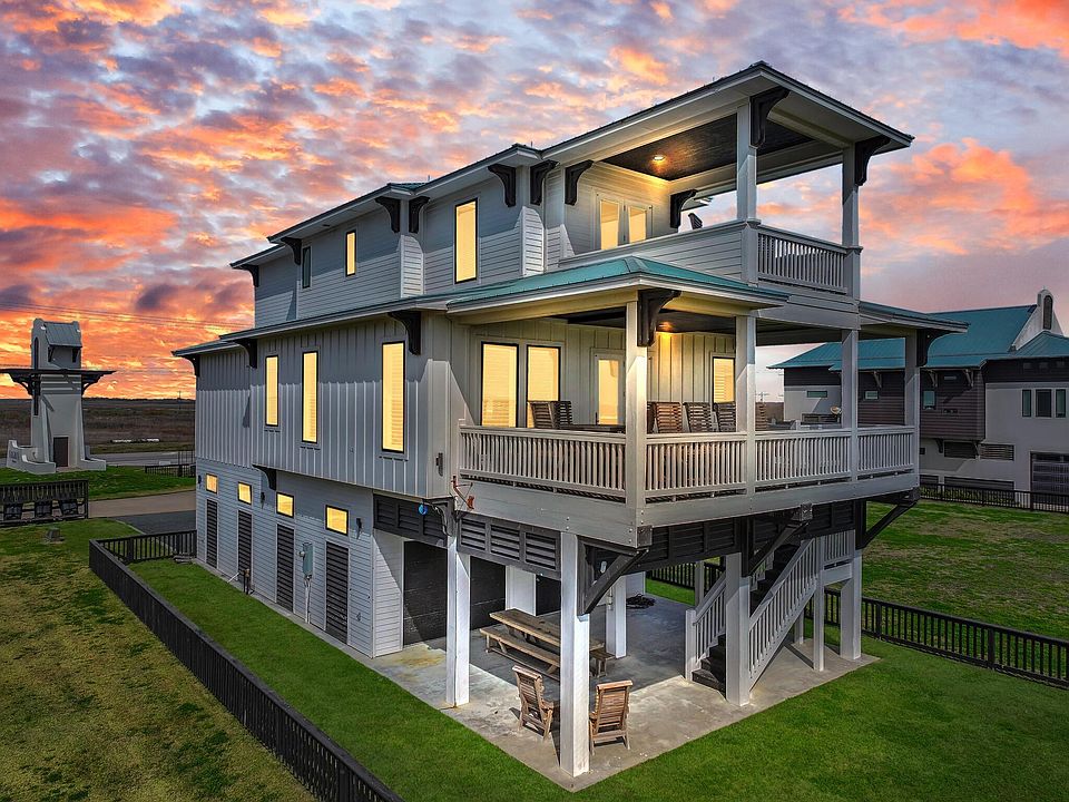 1st image of 402 Seagrass