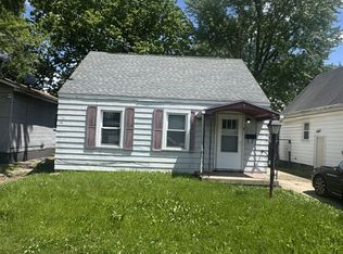 2410 S 12th St, Springfield, IL 62703