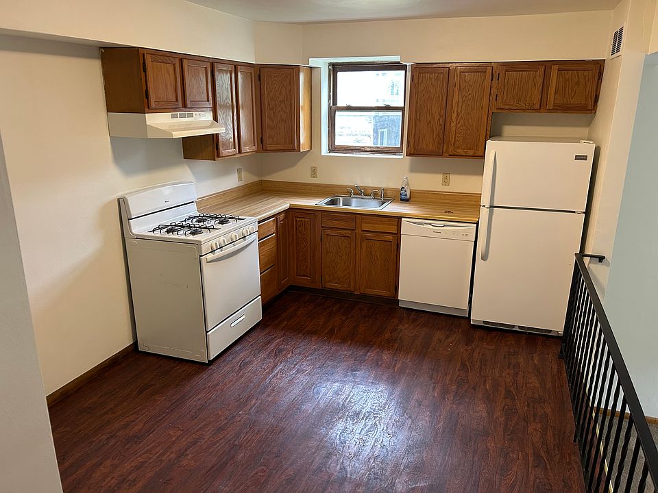 1st image of 788 Hazelwood Ave APT B