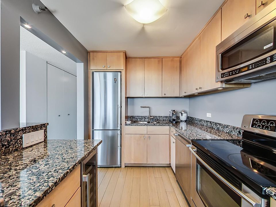 1st image of 3660 N Lakeshore Dr #3601