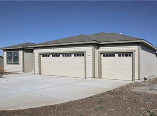 1420 N 4th Street East St, Louisburg, KS 66053