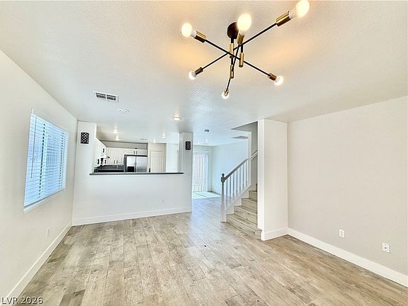 3rd image of 5863 Rose Tiara Dr