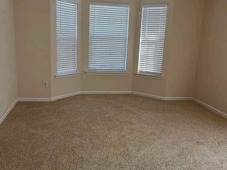 310 Aspen Arbor — Photo 5