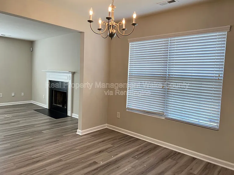 3790 Burtons Barn St — Photo 5