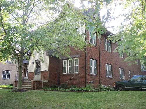 1520 Front St #2 Photo 1