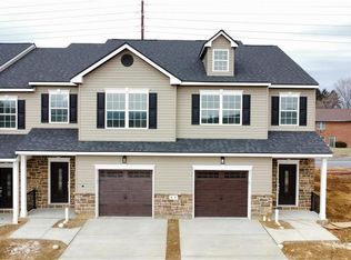 6663 Stein Way Ct, Macungie, PA 18062