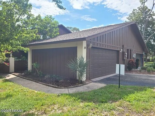 2 bed, 2.0 bath, 1485 sqft, $1,950 — Photo 2