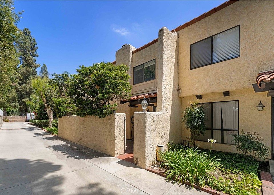 1st image of 10126 Reseda Blvd Unit 121
