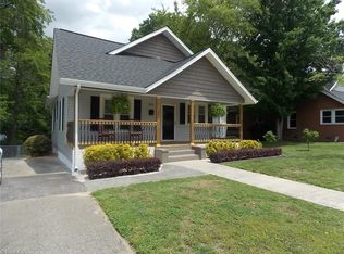 225 E Poplar St, Mount Airy, NC 27030