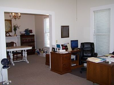 3rd image of 915 High School Ave