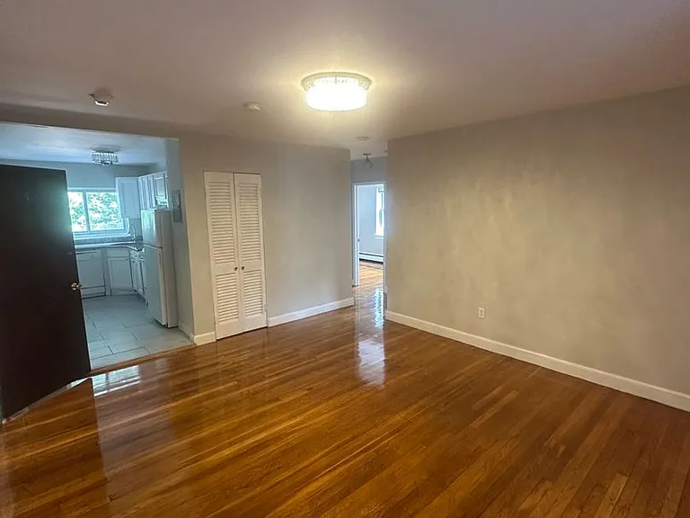 77 Selkirk Rd #3 — Photo 4