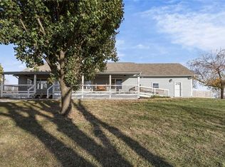 31731 Lookout Rd, Paola, KS 66071