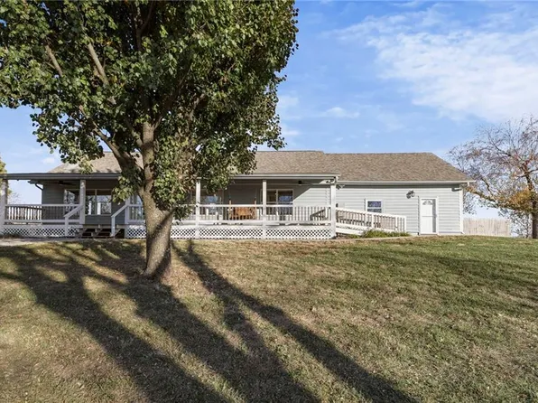 31731 Lookout Rd, Paola, KS 66071