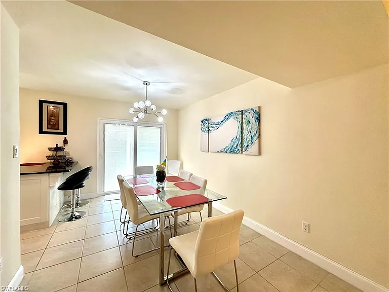 788 Park Shore Dr #D20 — Photo 7