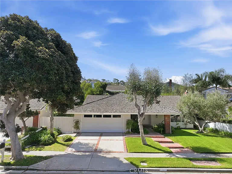 2215 Port Lerwick Pl — Photo 1