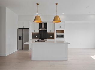 7 Wordsworth St #6, Boston, MA 02128