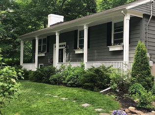 14 Magnolia Ave, Manchester, MA 01944