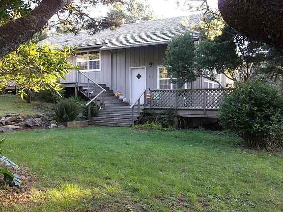 3rd image of 2815 SW Breakers Dr