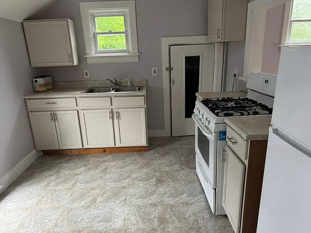 1 bed, 660 sqft, $975 — Photo 2