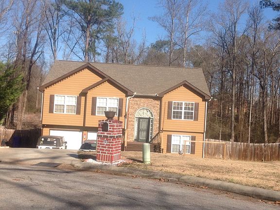 3rd image of 155 Meadowbrook Dr