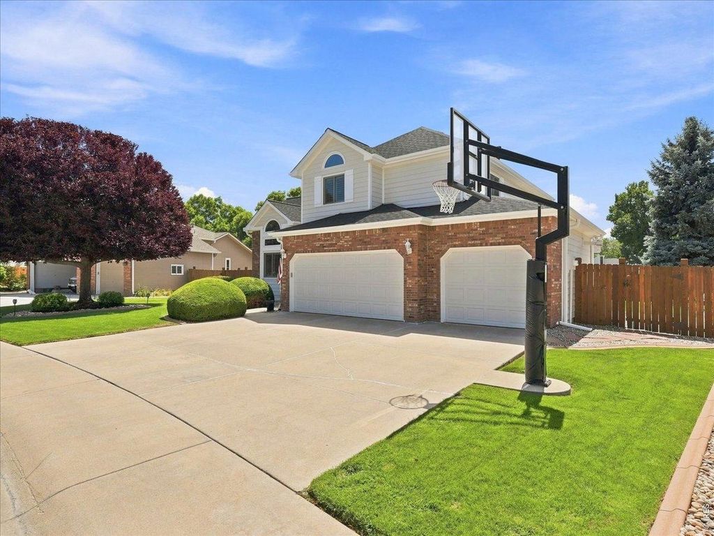 1009 Medicine Man Ct