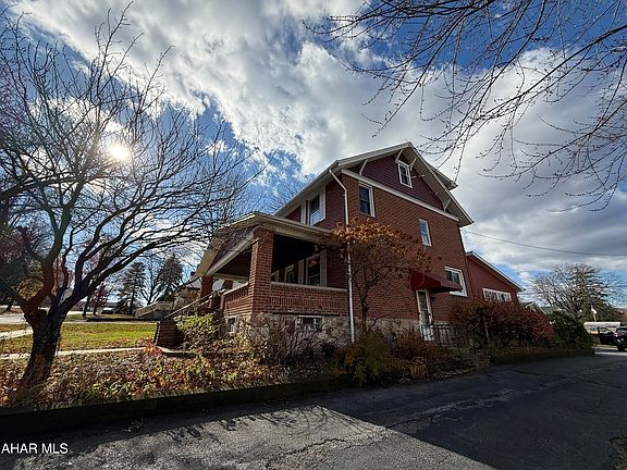 4th image of 2620 Quail Ave