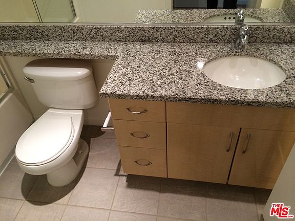 3rd image of 1531 6th St APT 409