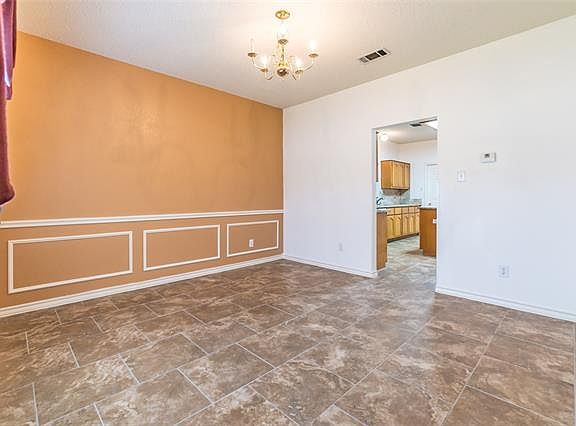 4th image of 3102 Deerhollow Dr