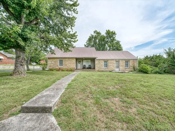 609 Preston St, Livingston, TN 38570
