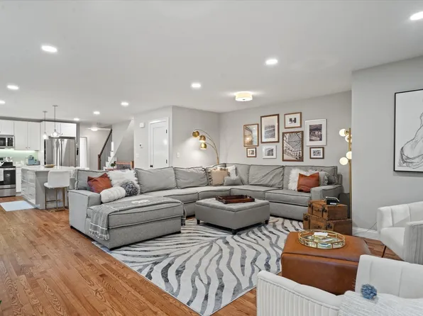 66 Castine St, Worcester, MA 01606