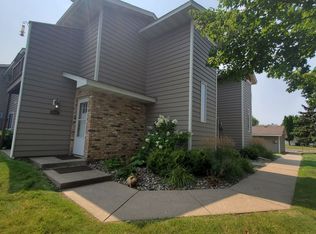4518A Cinnamon Ridge Trl, Eagan, MN 55122