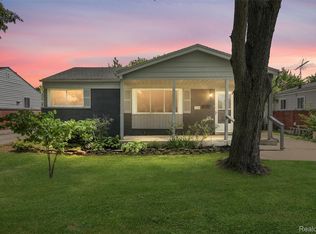 1245 Berkshire St, Westland, MI