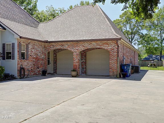 5th image of 106 Flagstone Ct