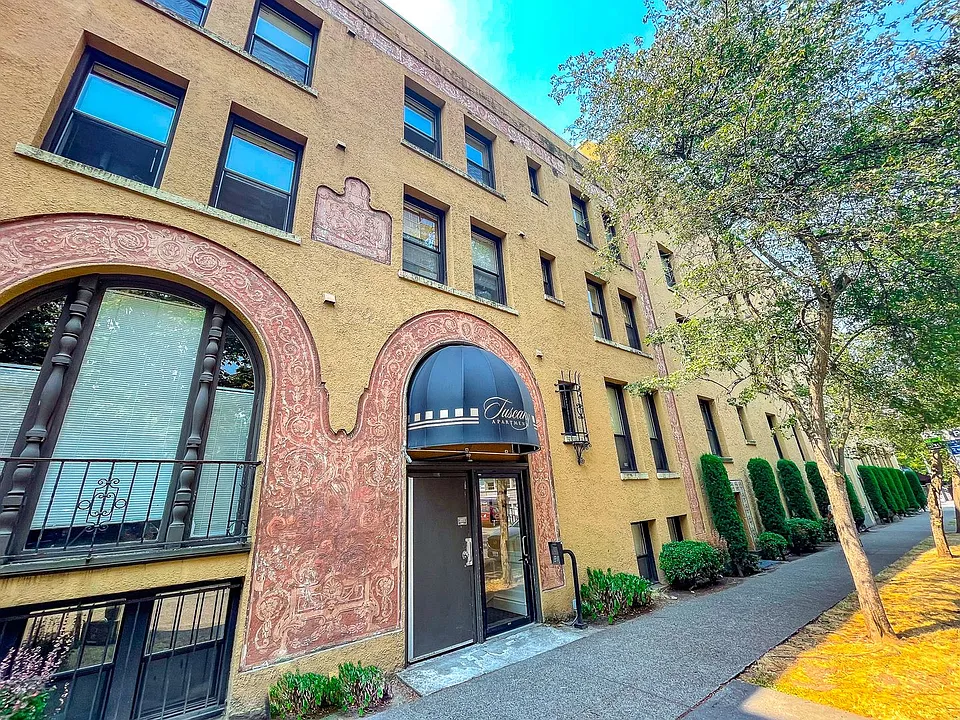 Tuscany Apartments