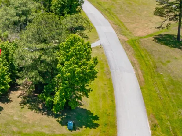 1200 Coral Reef Court, New Bern, NC 28560