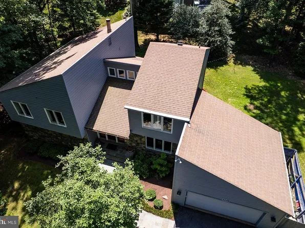 3238 History Dr, Oakton, VA 22124