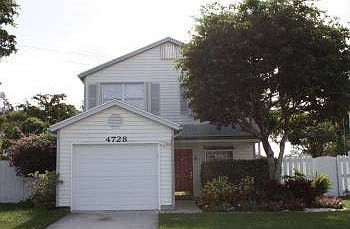 1st image of 4728 Lakeside Cir