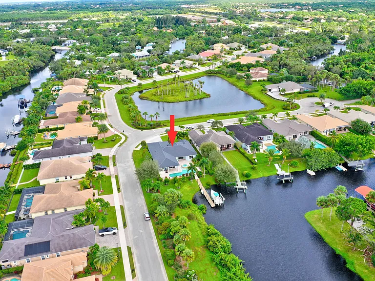 7186 SW Quiet River Ct — Photo 14